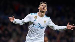 判罚机构：世界杯决赛选择温契奇主哨，是FIFA向欧足联投降的结果